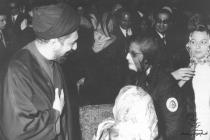 دیدار نماینده صلیب سرخ جهانی با امام صدر در مجلس اعلای شیعیان